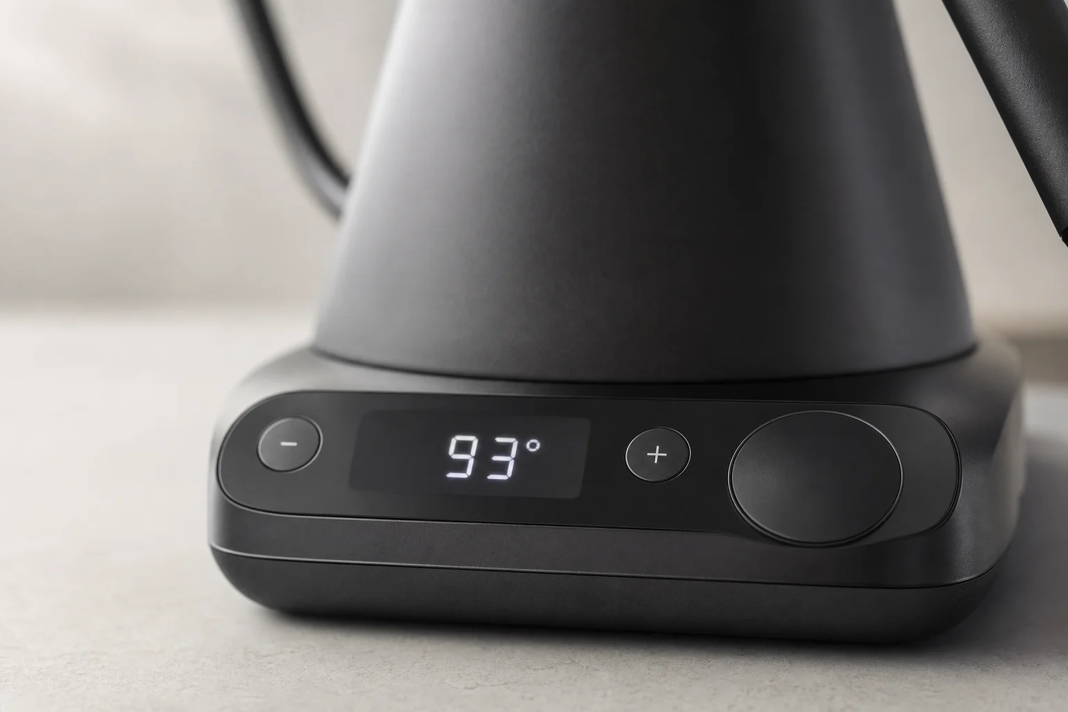 Digital display on gooseneck kettle showing temperature control interface