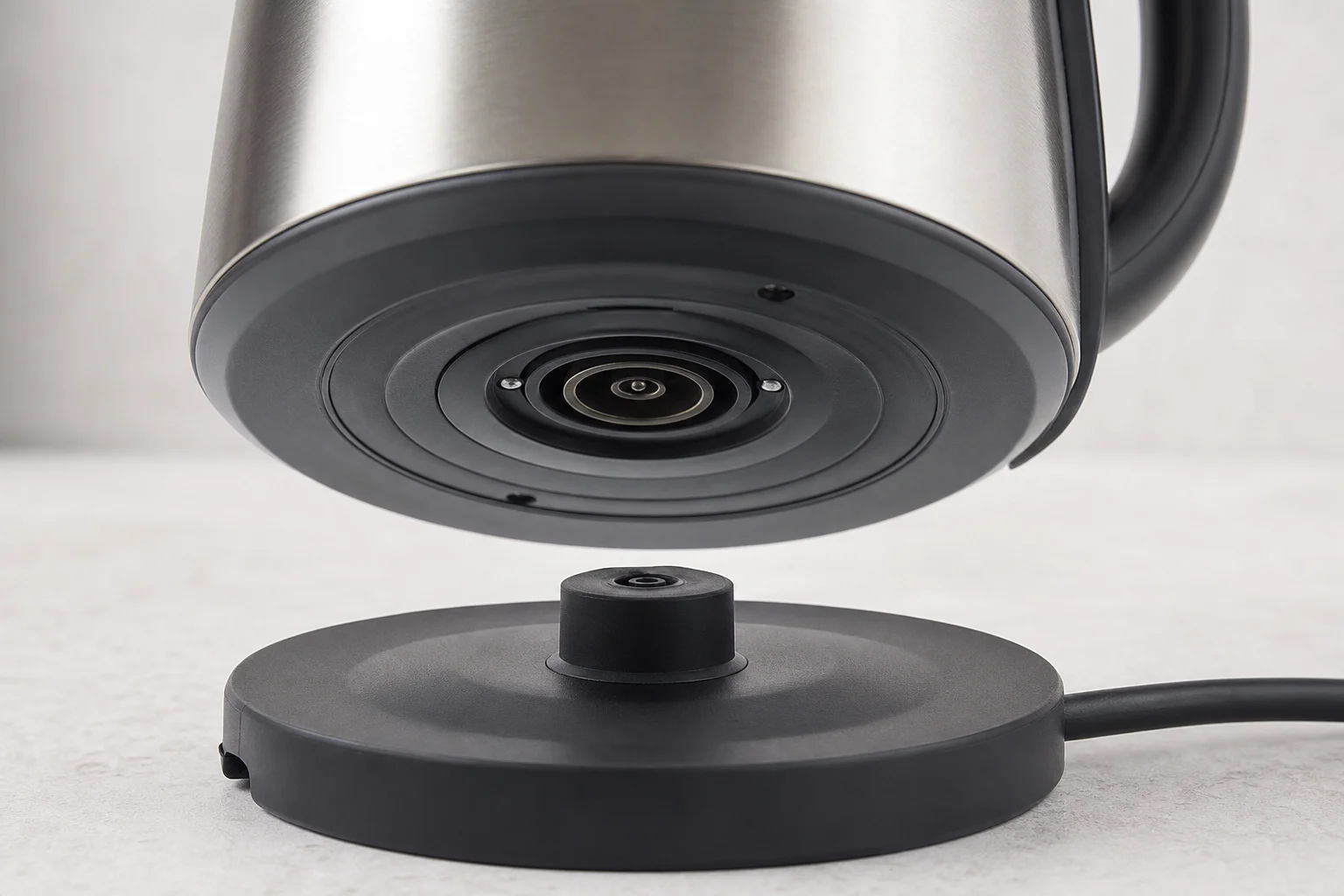 Kettle heating element connection point on base unit