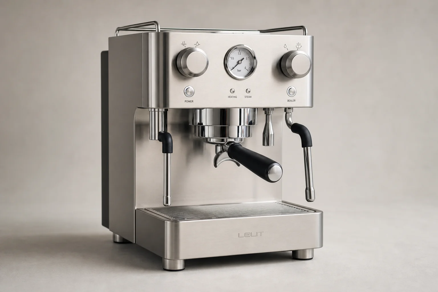 四台 Espresso 機展示於中性背景，包含 Rocket R58 Tune、ECM Estetika、ECM Discover 以及 Lelit Mara X3