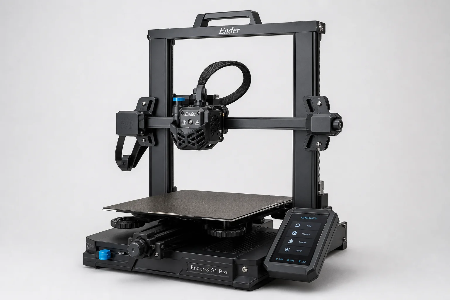 放置於中性背景前的 Ender 3 Pro 3D 列印機